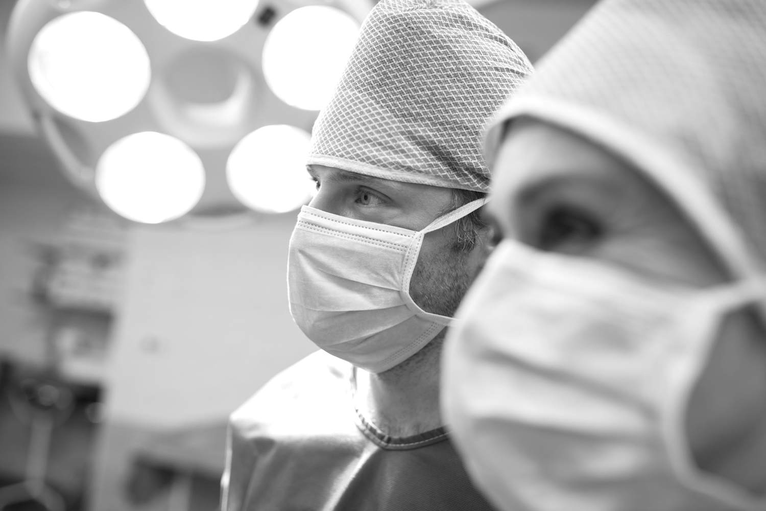 Chirurgen bei der Operation